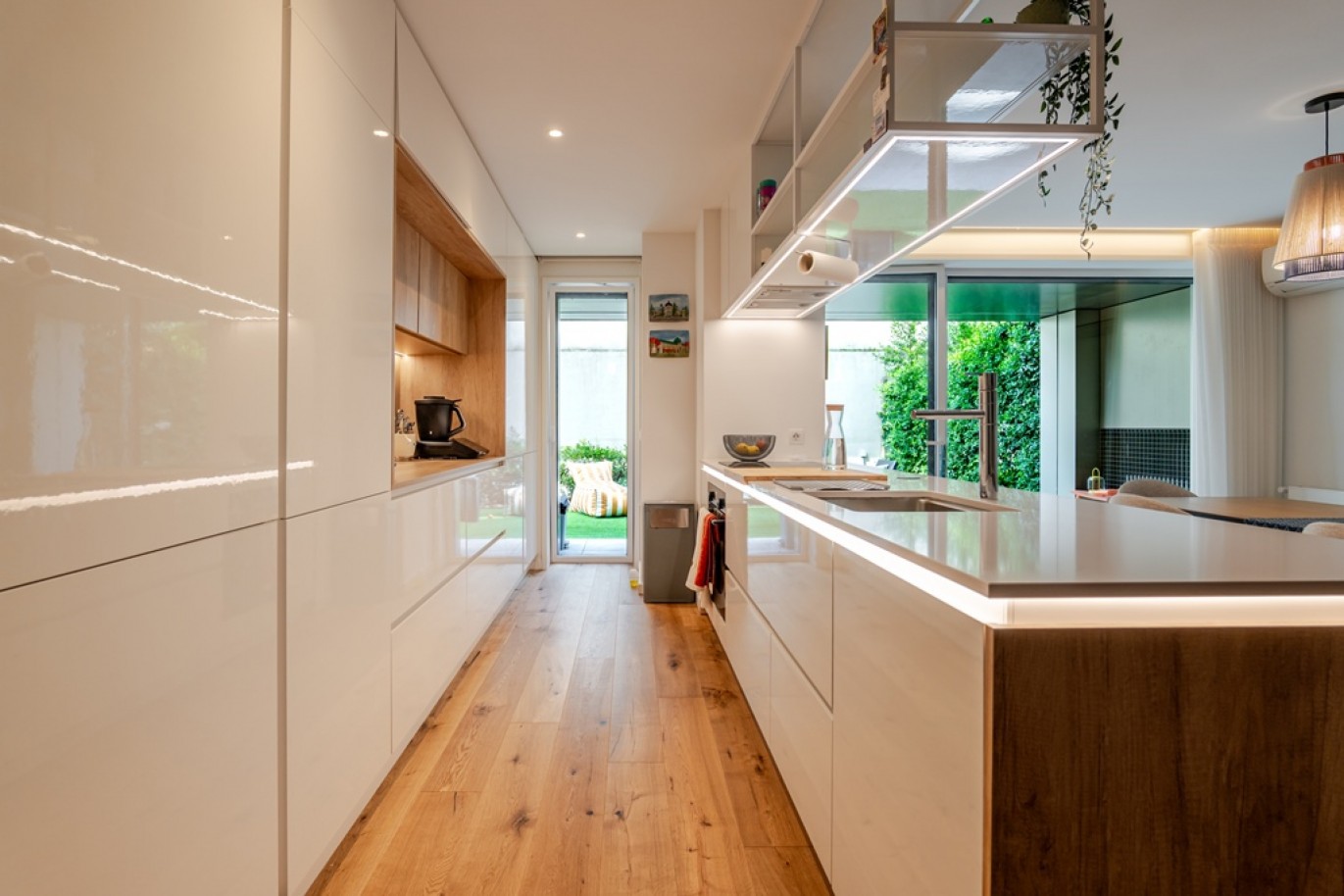 Appartement de 4 pièces avec jardin à louer à Porto, au Portugal_387460