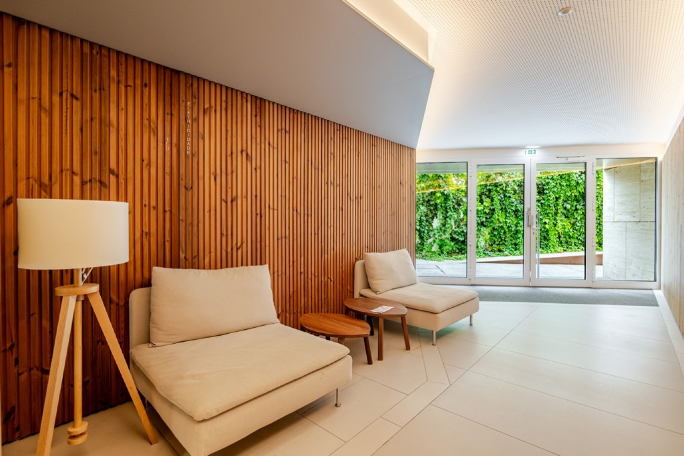 Appartement de 4 pièces avec jardin à louer à Porto, au Portugal_387493