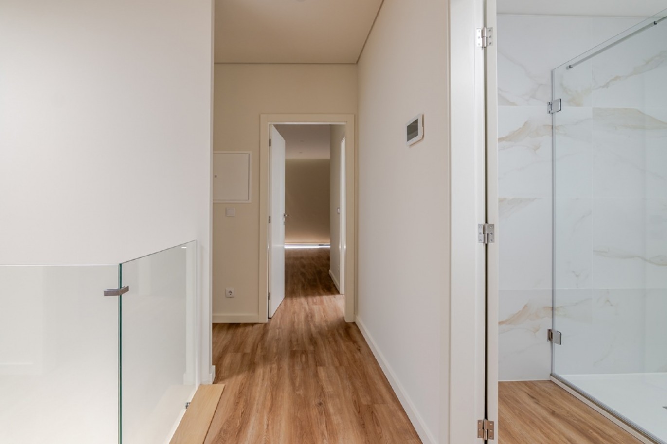 Vivienda 4 dormitorios con jardín cerca de playa de Esmoriz, Portugal_387511