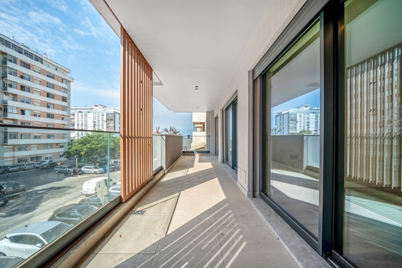 Luxury apartment overlooking the Ria Formosa, for sale in Faro, Algarve_387631