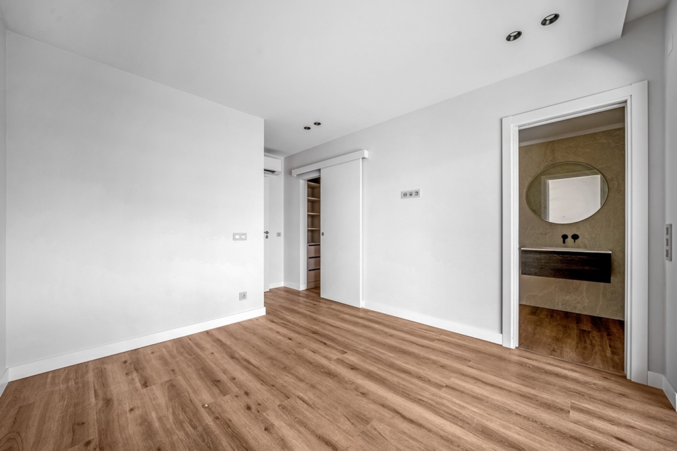 Penthouse de luxo com vista sobre a Ria Formosa, para venda em Faro, Algarve_387638