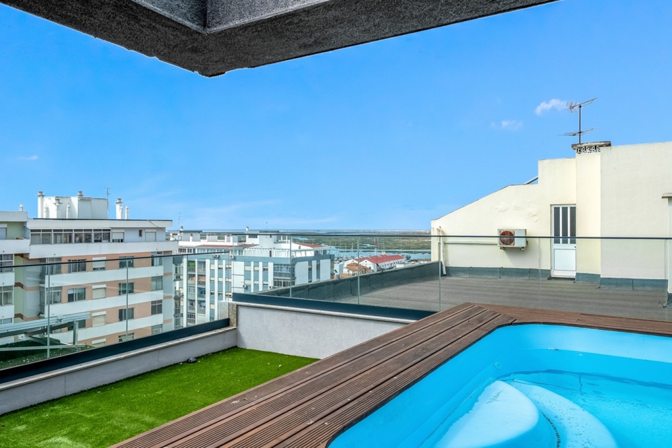 Penthouse de luxo com vista sobre a Ria Formosa, para venda em Faro, Algarve_387642