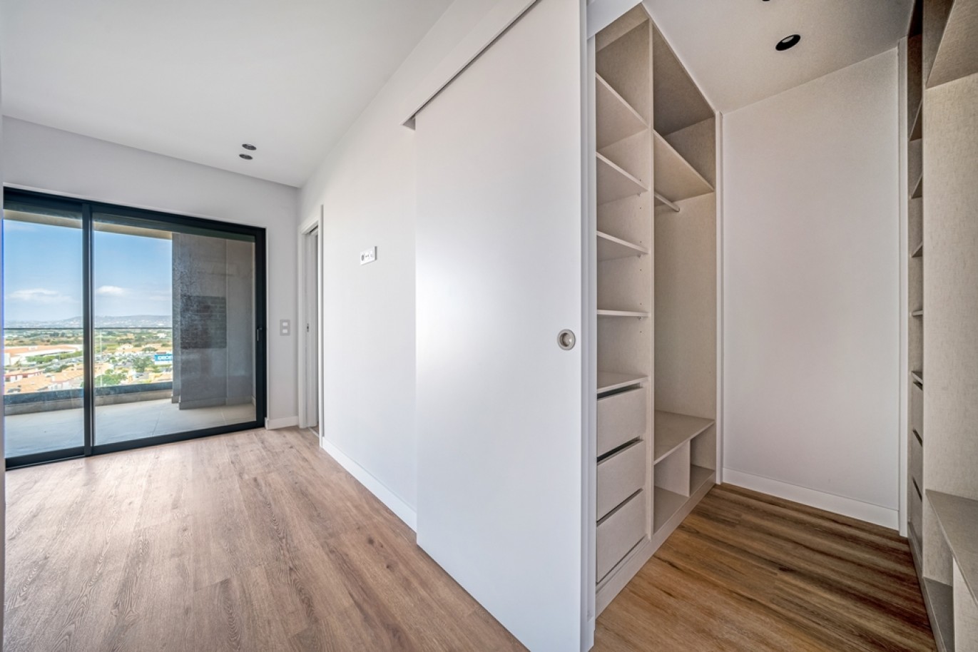 Penthouse de luxo com vista sobre a Ria Formosa, para venda em Faro, Algarve_387643