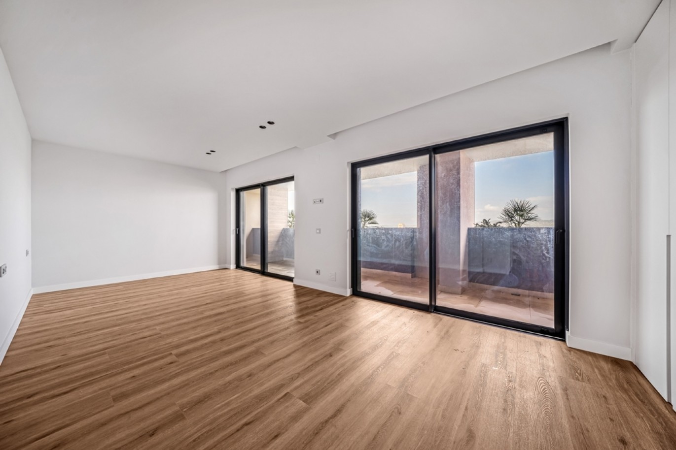 Penthouse de luxo com vista sobre a Ria Formosa, para venda em Faro, Algarve_387649