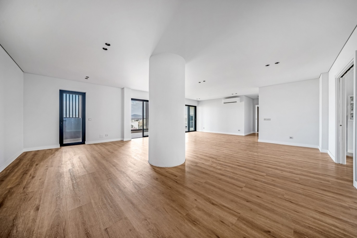 Penthouse de luxo com vista sobre a Ria Formosa, para venda em Faro, Algarve_387651