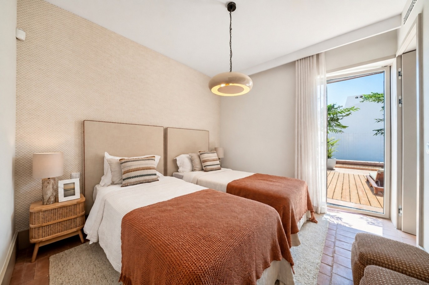 Villa 3 dormitorios con piscina en venta Vilamoura, Algarve, Portugal_388042