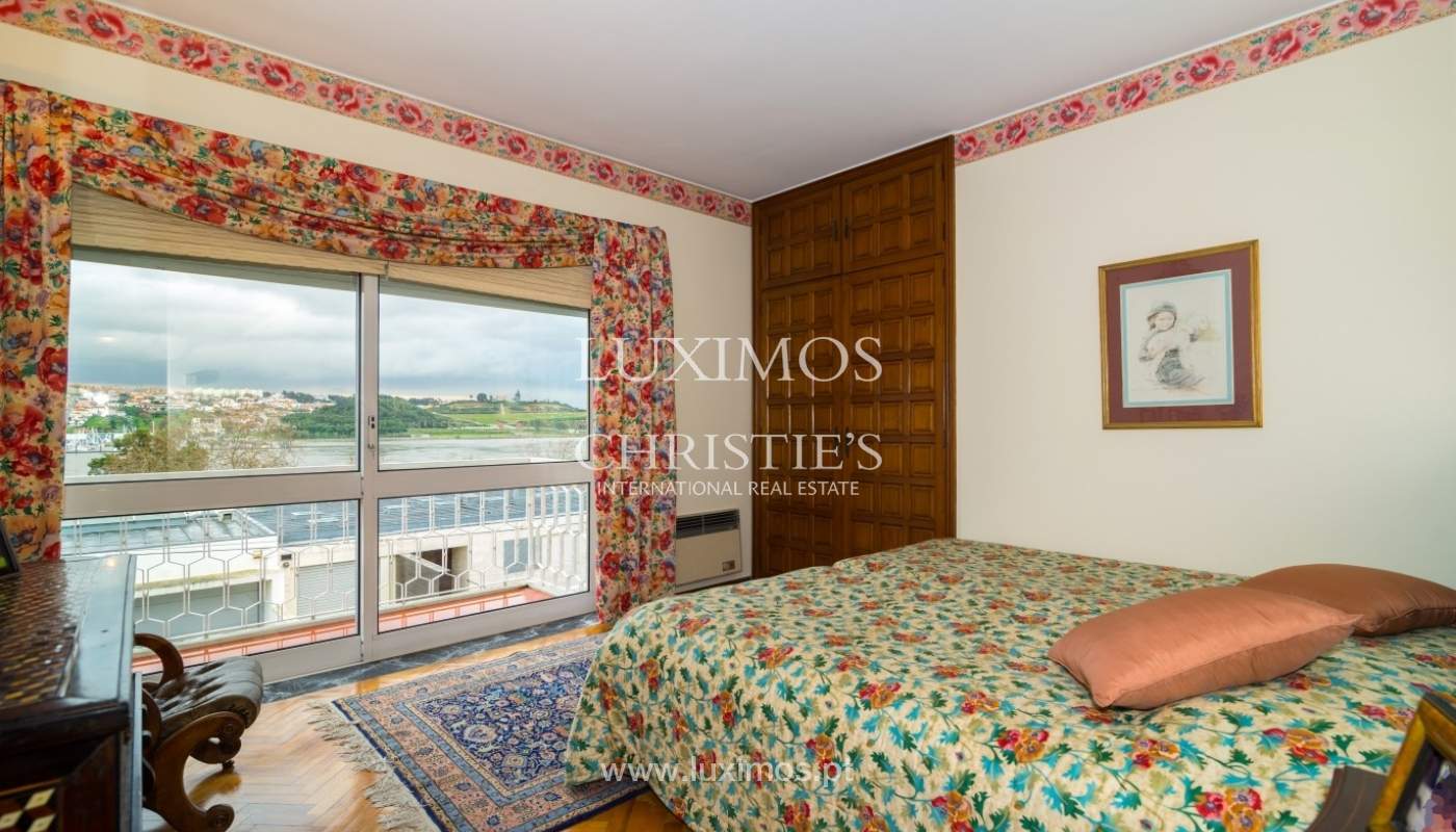 Venda de moradia com jardim, vistas rio, Lordelo do Ouro, Porto_38974