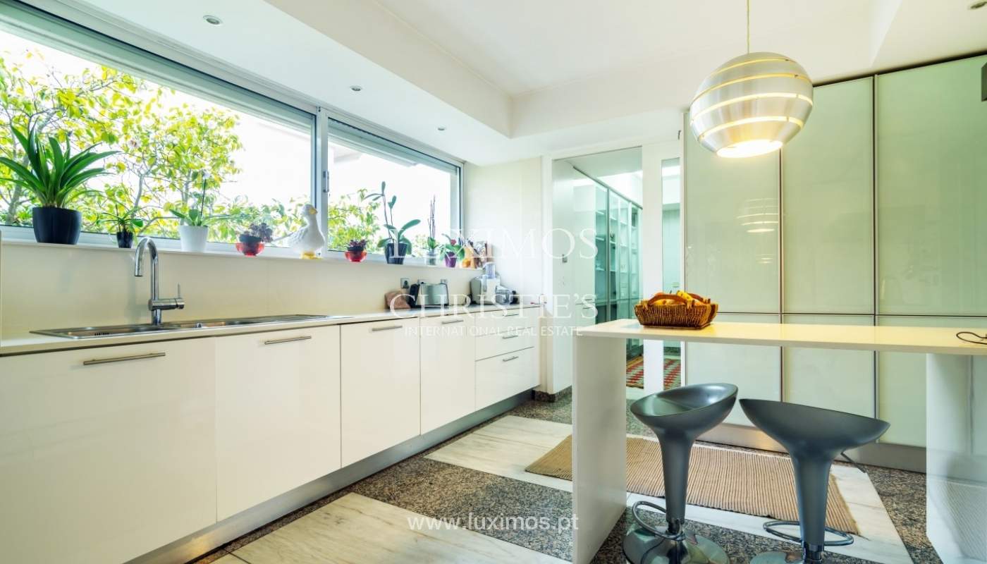 Venda de moradia com jardim, vistas rio, Lordelo do Ouro, Porto_38976