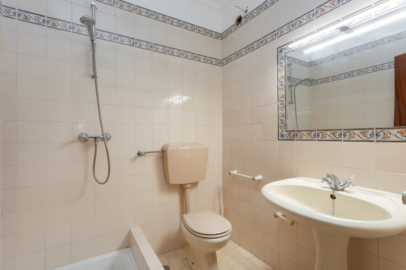 5-Bedroom Apartment for Sale in Portimão, Algarve, Portugal_390414