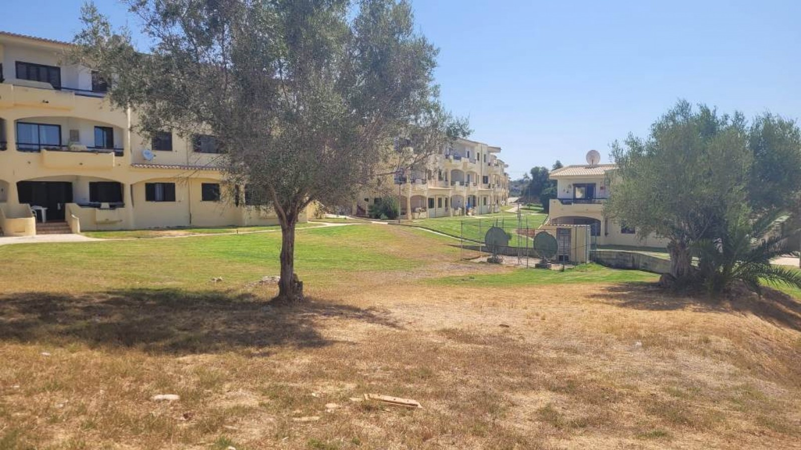 Lot for the construction of a Villa in Alvor, Algarve, Portugal_390463