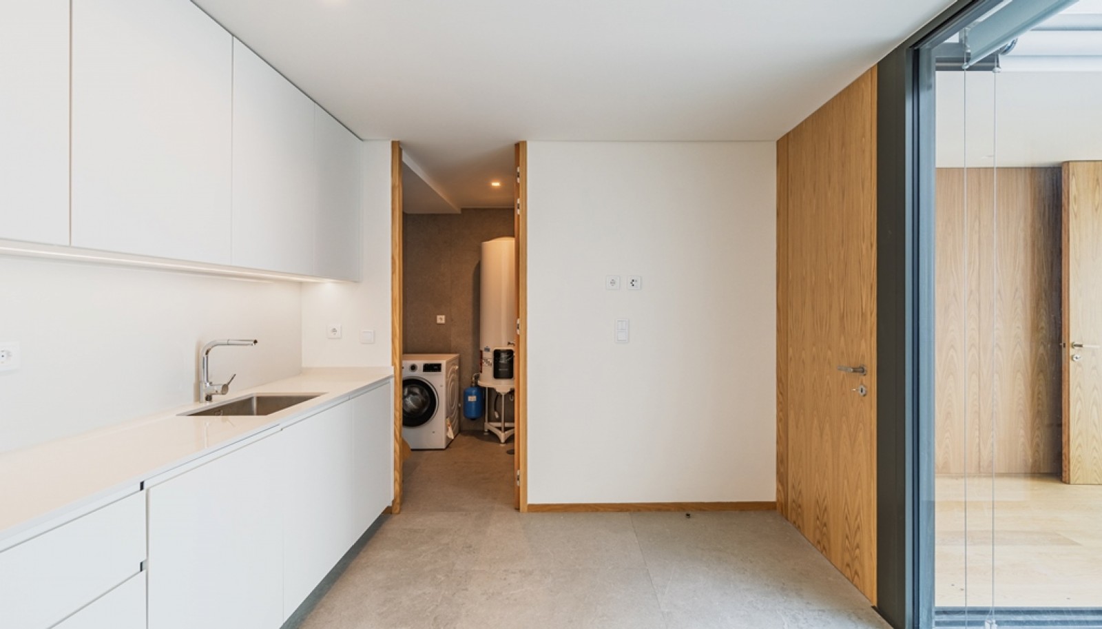 Drei-Zimmer-Maisonette-Wohnung mit Blick auf den Fluss in Porto, Portugal_390619