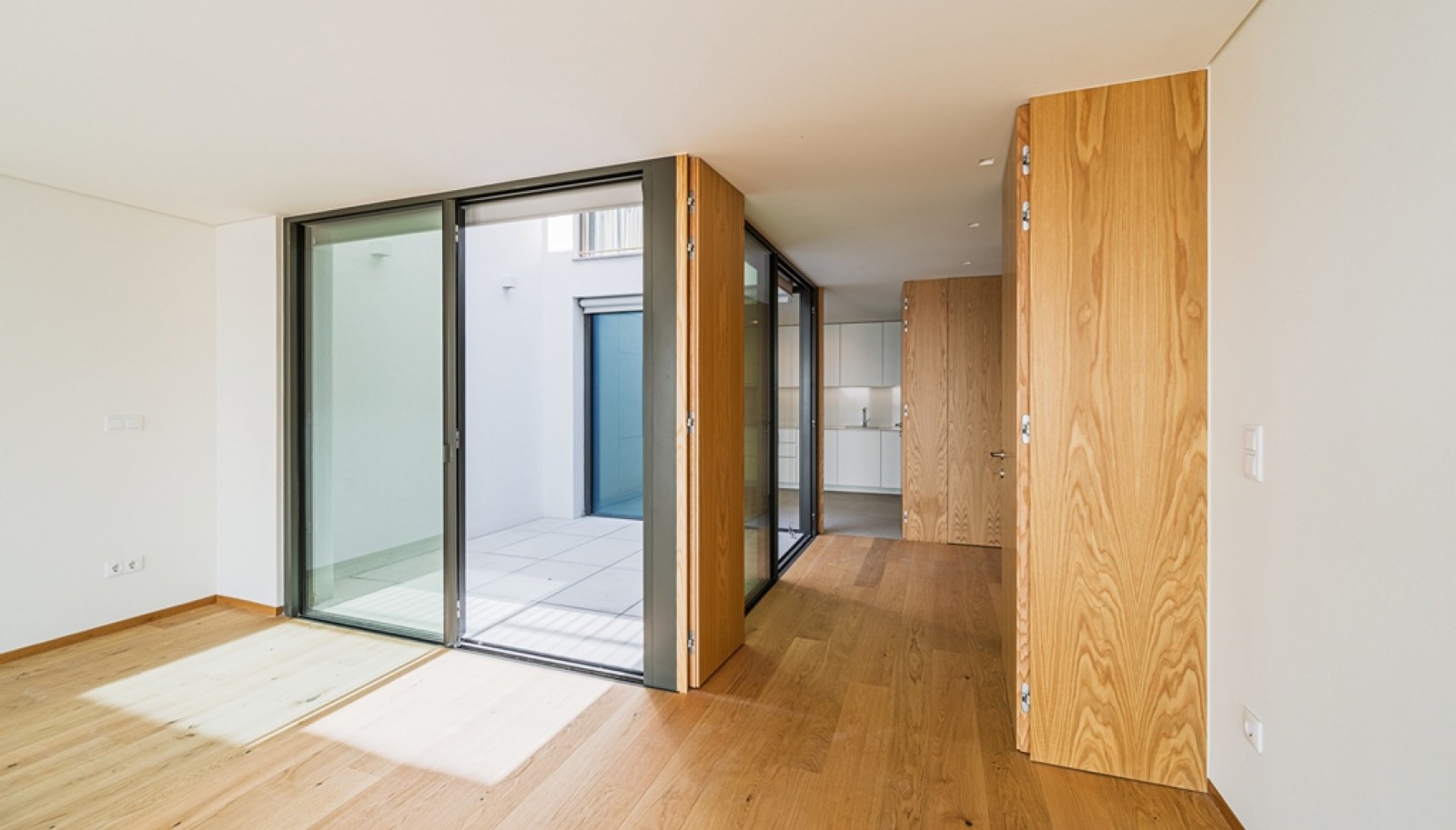 Drei-Zimmer-Maisonette-Wohnung mit Blick auf den Fluss in Porto, Portugal_390623