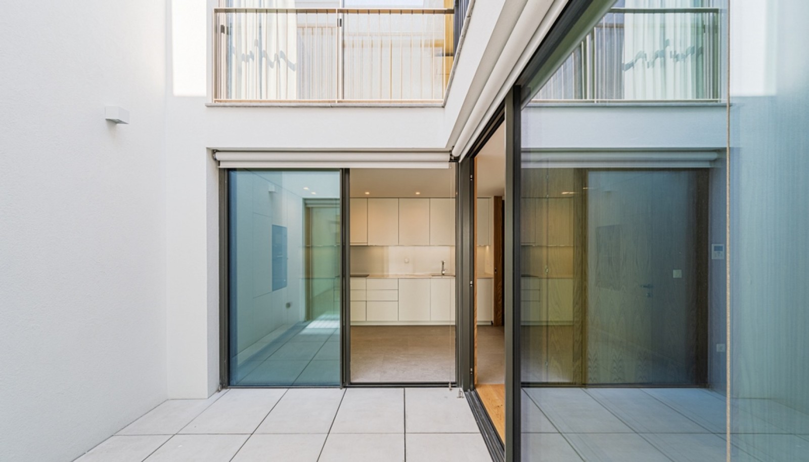 Drei-Zimmer-Maisonette-Wohnung mit Blick auf den Fluss in Porto, Portugal_390624