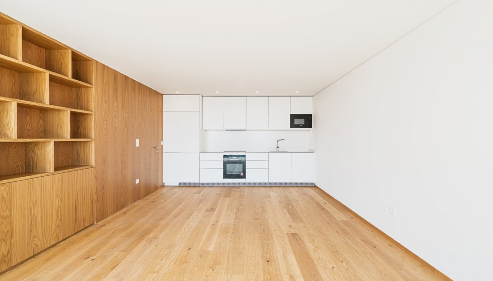 Zwei-Zimmer-Wohnung mit Blick auf den Fluss Douro in Porto, Portugal_390982