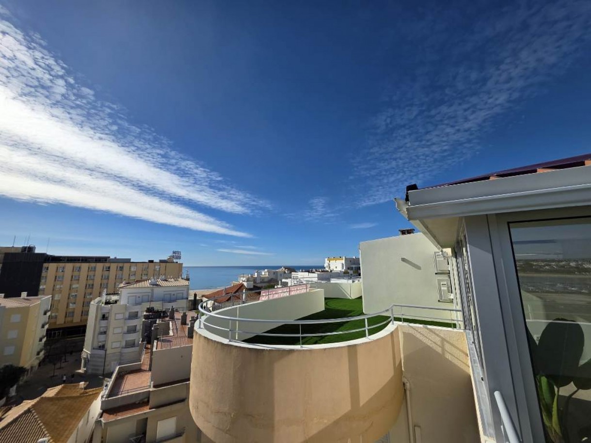 Penthouse rénové à vendre à Praia da Rocha, Portimão, Algarve-Portugal_391019