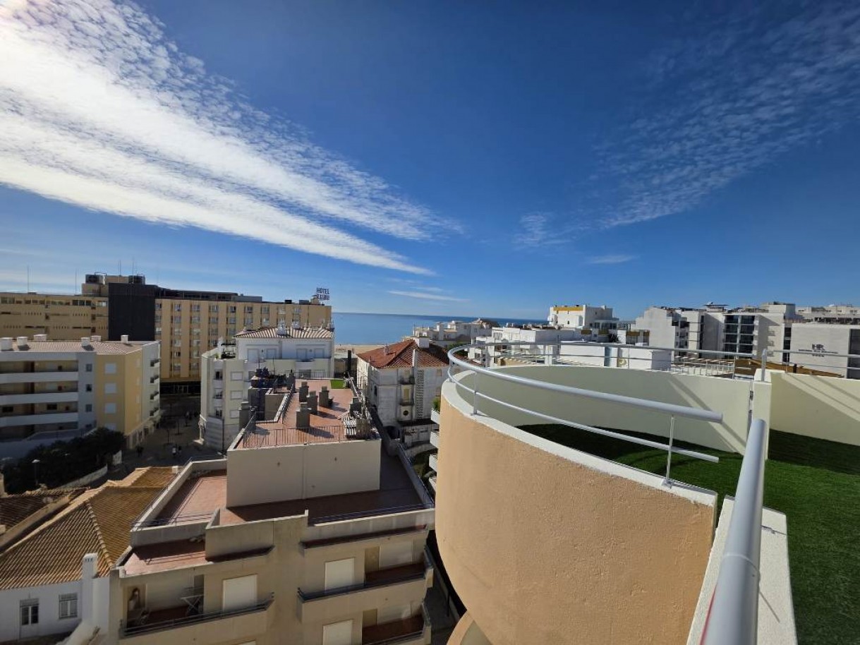 Penthouse rénové à vendre à Praia da Rocha, Portimão, Algarve-Portugal_391026