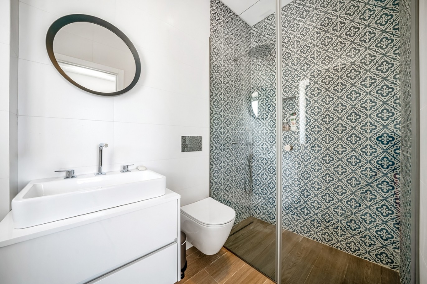 Modern 4-Bedroom House for Sale in Loulé, Algarve, Portugal_391134