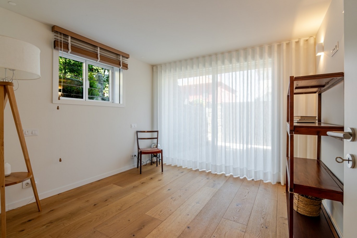 Moradia V4+1 com jardim e piscina, na Foz, Porto, Portugal_392134