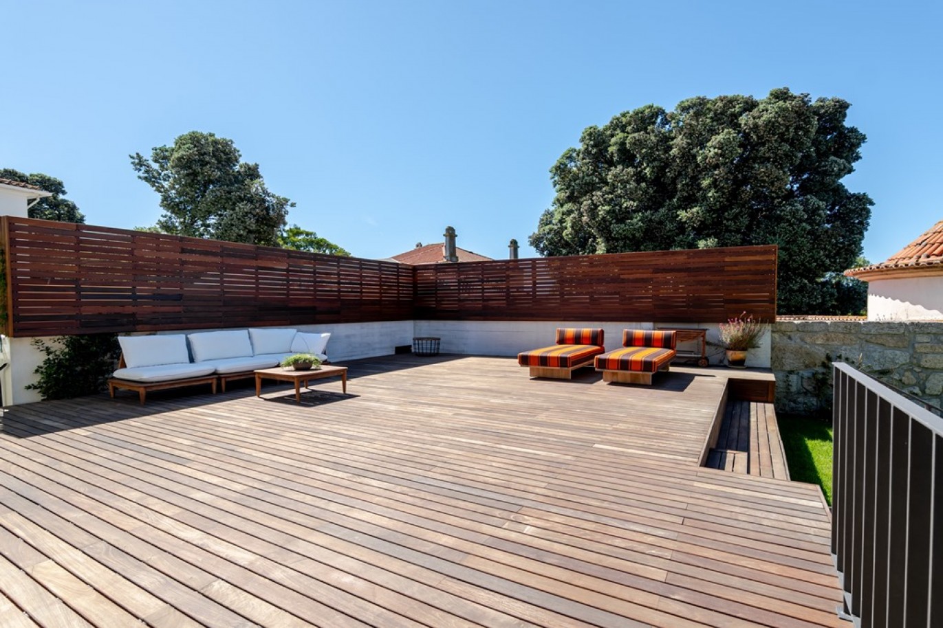 Moradia V4+1 com jardim e piscina, na Foz, Porto, Portugal_392172
