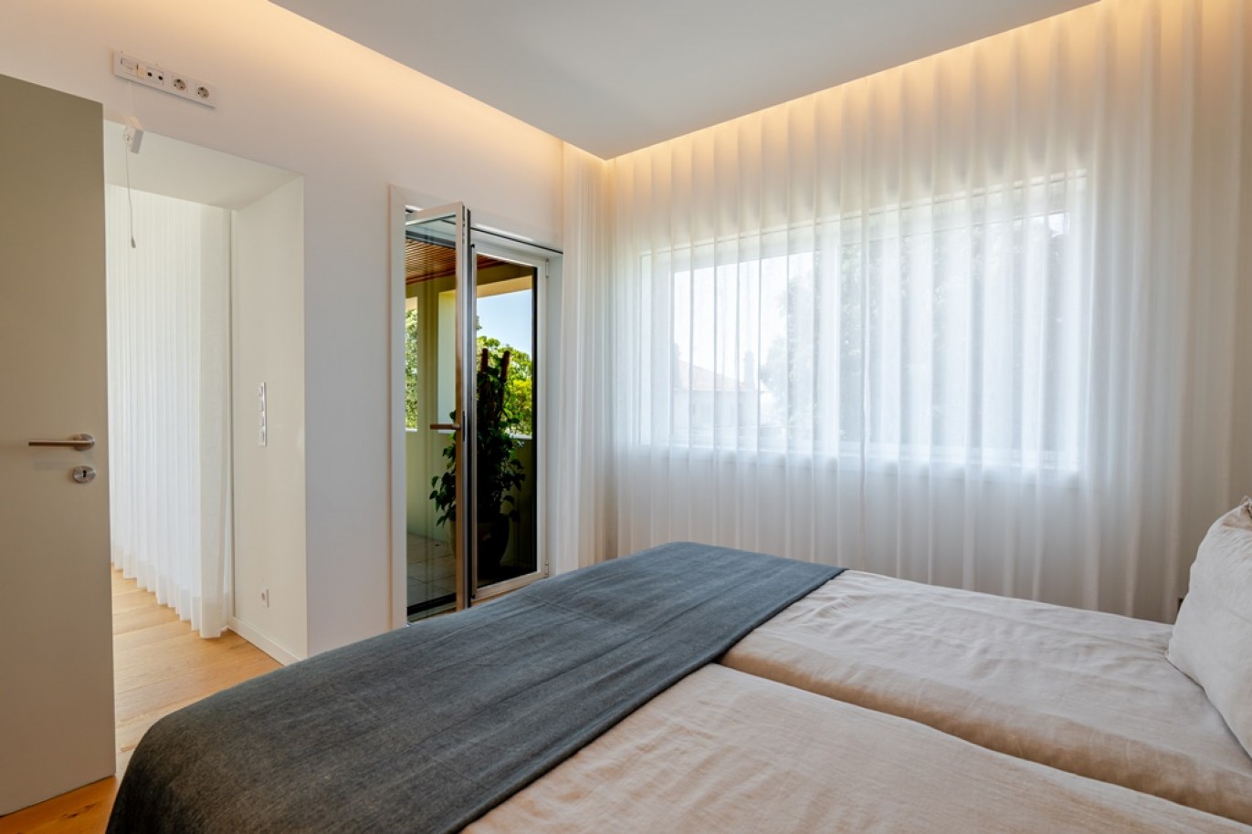 Moradia V4+1 com jardim e piscina, na Foz, Porto, Portugal_392191