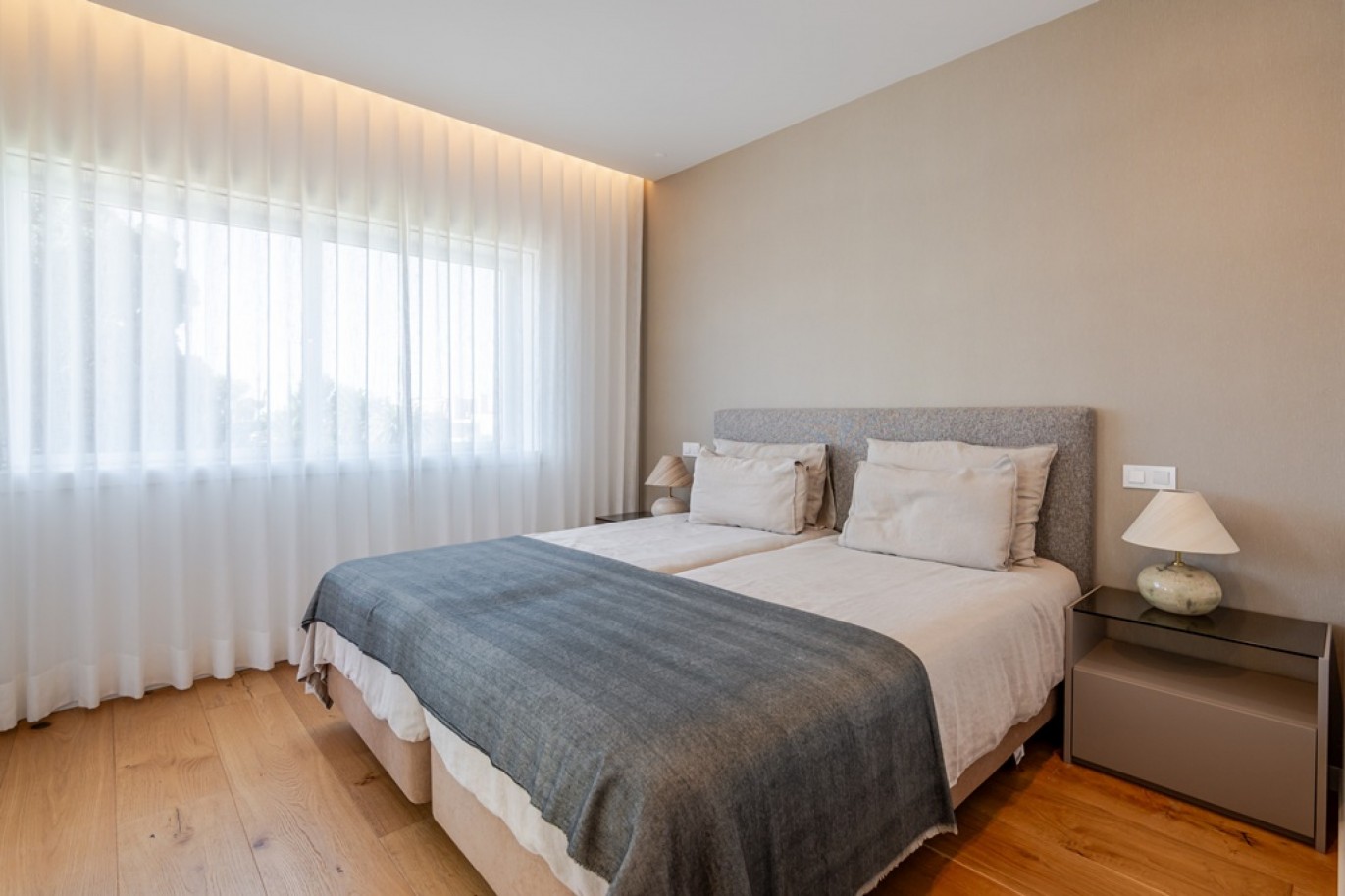 Moradia V4+1 com jardim e piscina, na Foz, Porto, Portugal_392192