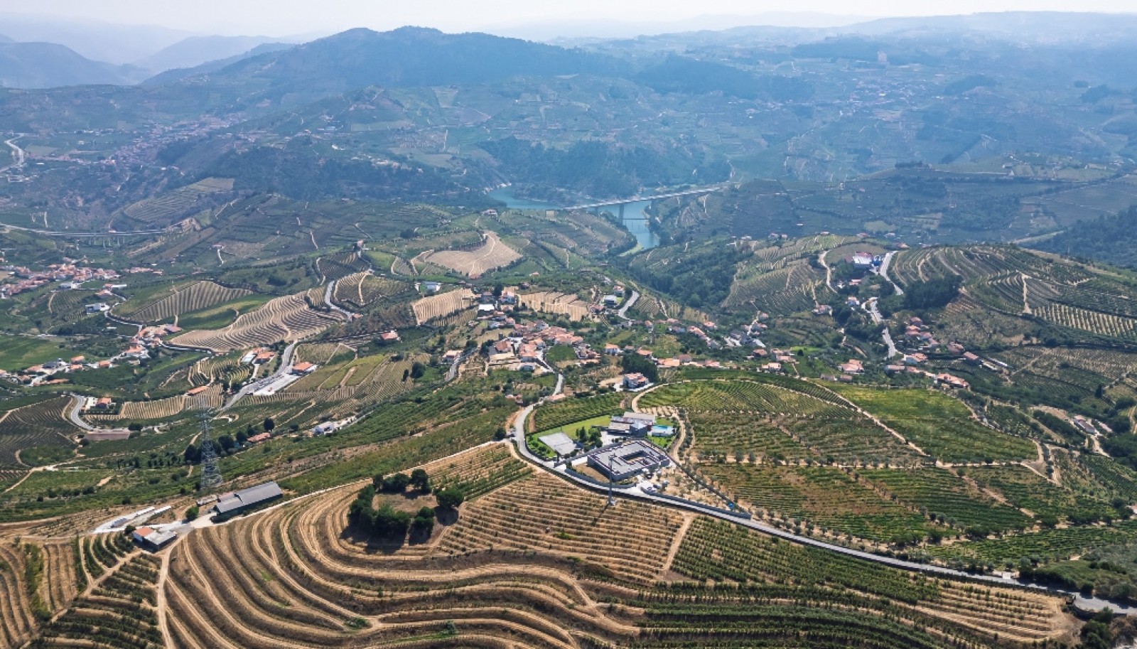 Farm for sale in Lamego in the Douro region, Portugal_393437