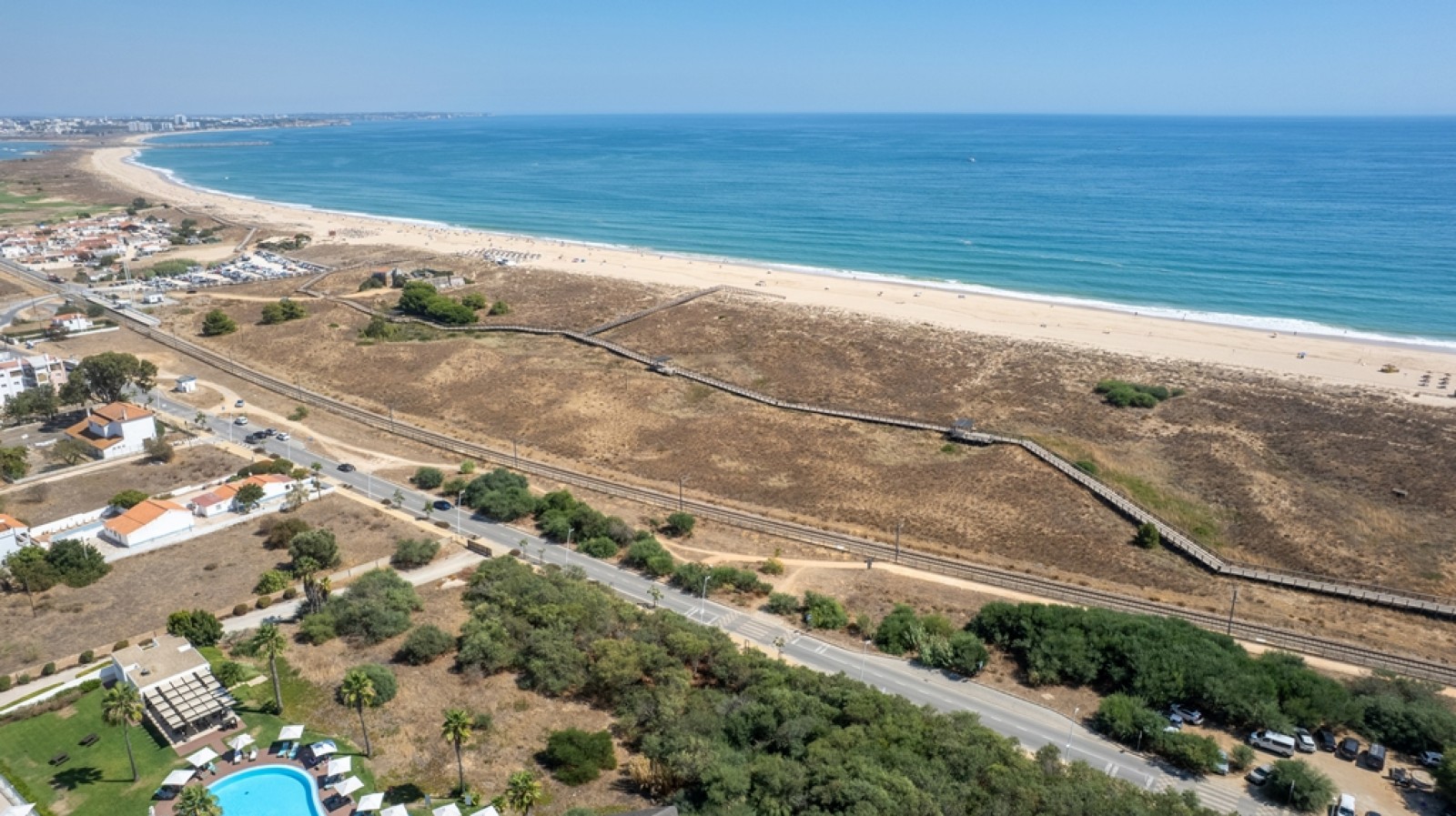 Parcela en primera línea en venta Meia Praia, Lagos, Algarve, Portugal_393619