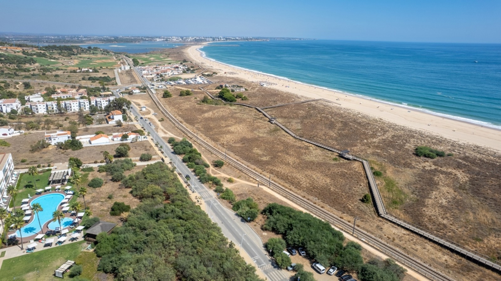 Parcela en primera línea en venta Meia Praia, Lagos, Algarve, Portugal_393620