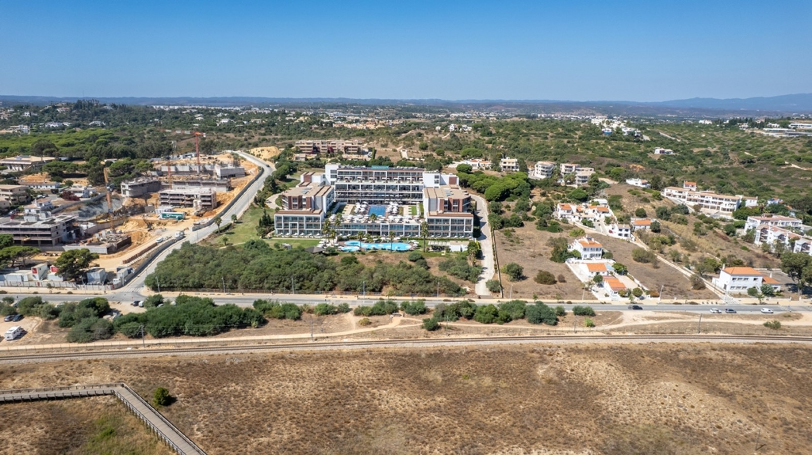 Parcela en primera línea en venta Meia Praia, Lagos, Algarve, Portugal_393623