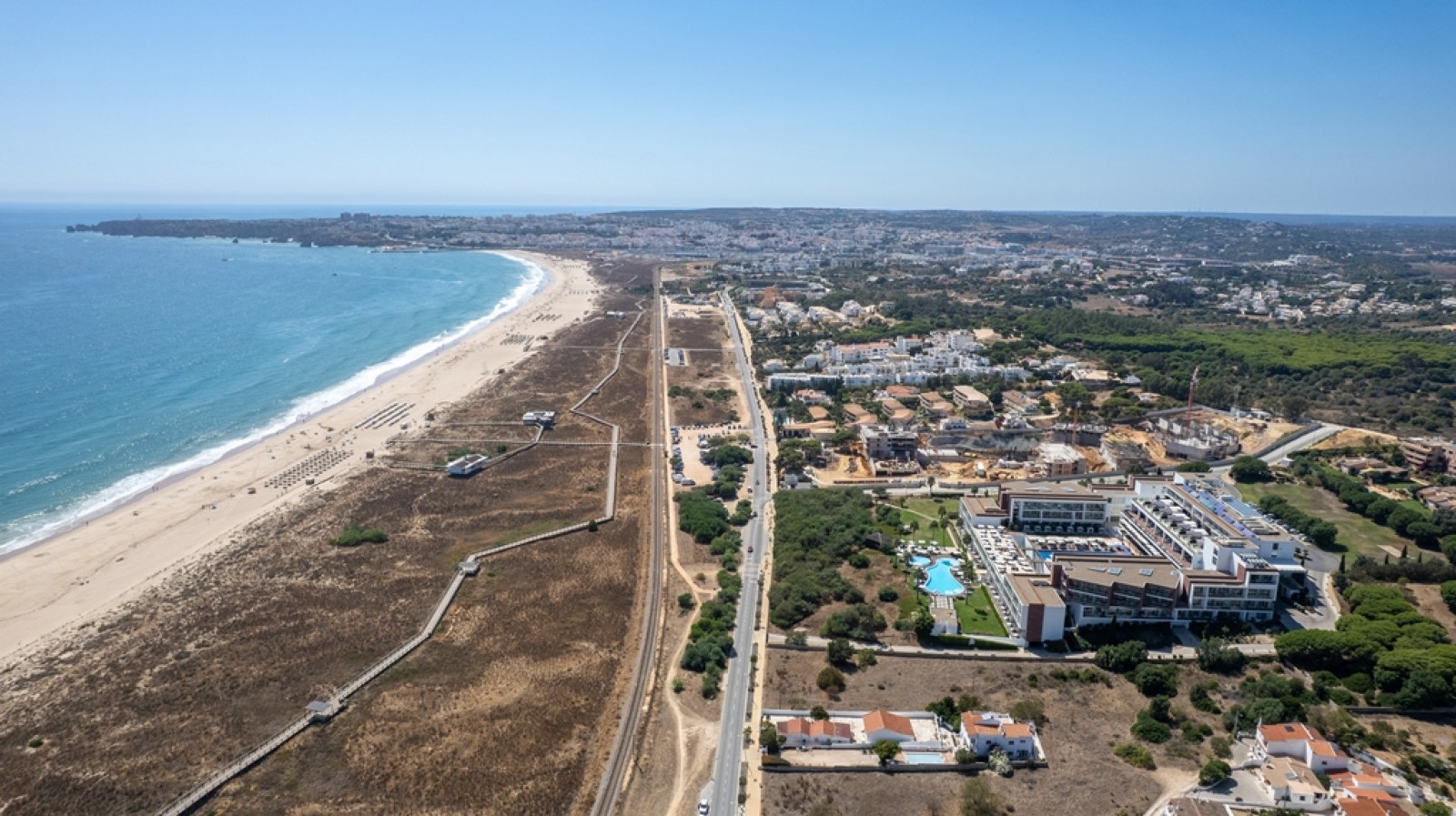 Parcela en primera línea en venta Meia Praia, Lagos, Algarve, Portugal_393626
