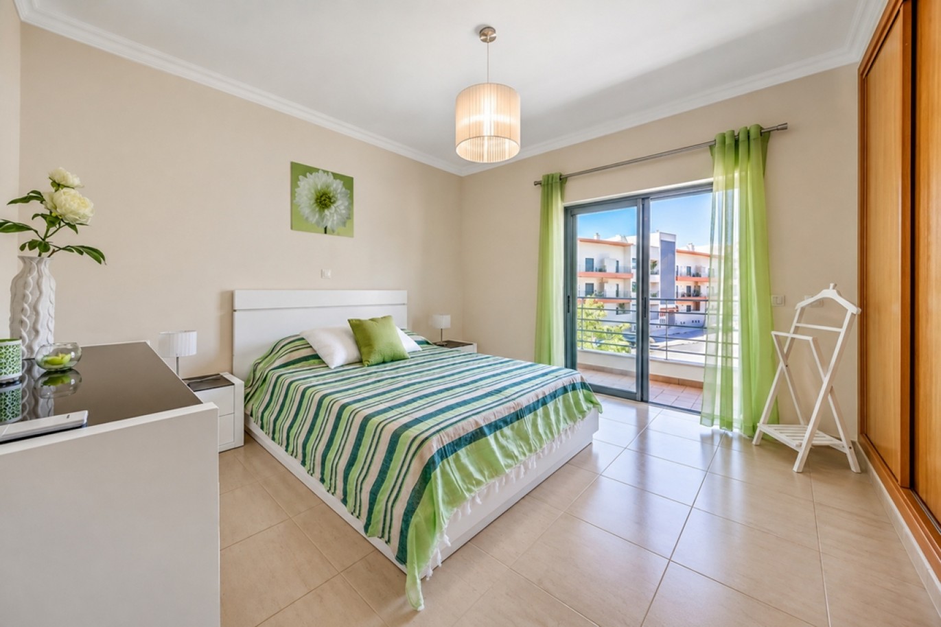 Fantástico piso con piscina en venta en Lagos, Algarve, Portugal_393689