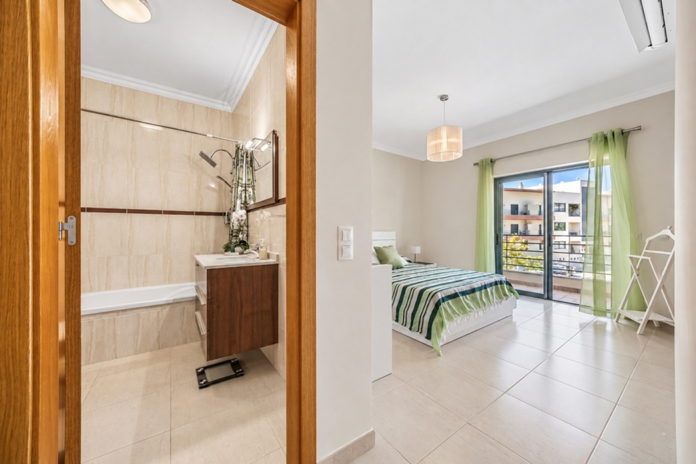 Fantástico piso con piscina en venta en Lagos, Algarve, Portugal_393697