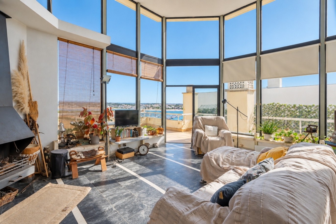 Fantástico Apartamento com vista mar à venda em Portimão, Algarve_393703