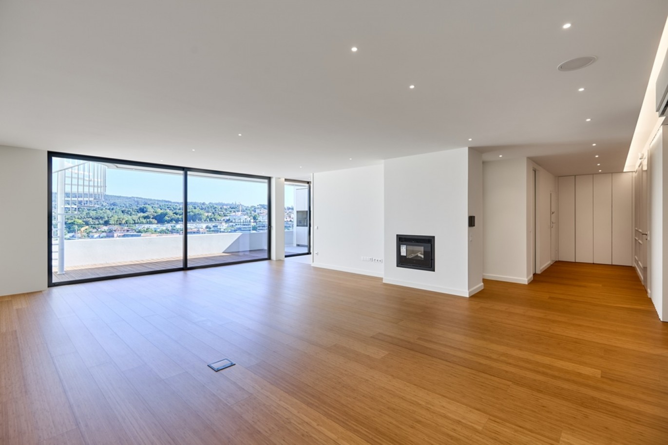 Apartamento T3 novo com varandas e terraço em Barcelos, Portugal_394380