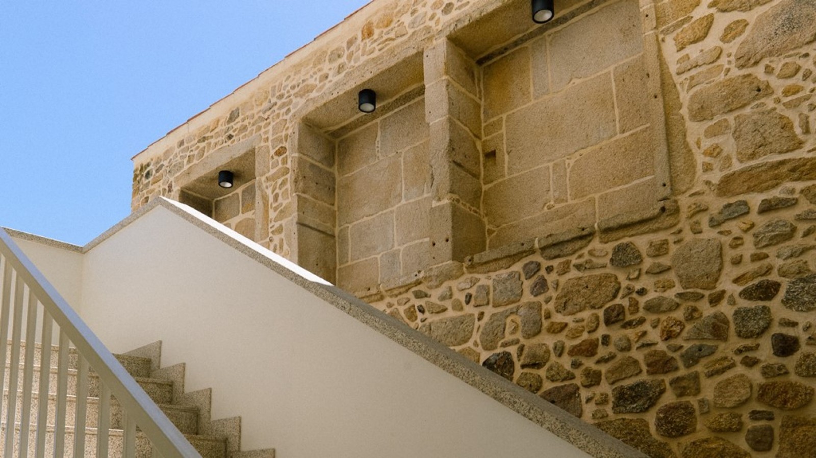 Apartamento T3 novo com varandas e terraço em Barcelos, Portugal_394482