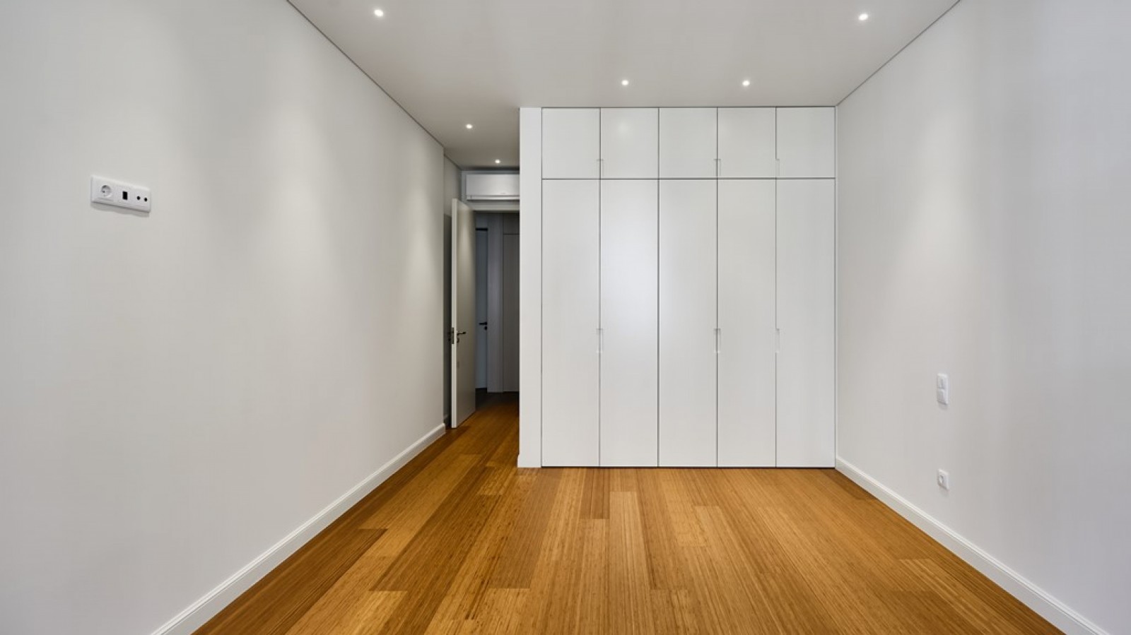 Apartamento T3+1 novo com varanda em Barcelos, Portugal_394611