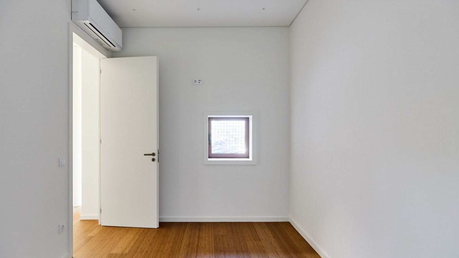 Apartamento T2+1 Duplex novo com varanda em Barcelos, Portugal_394703