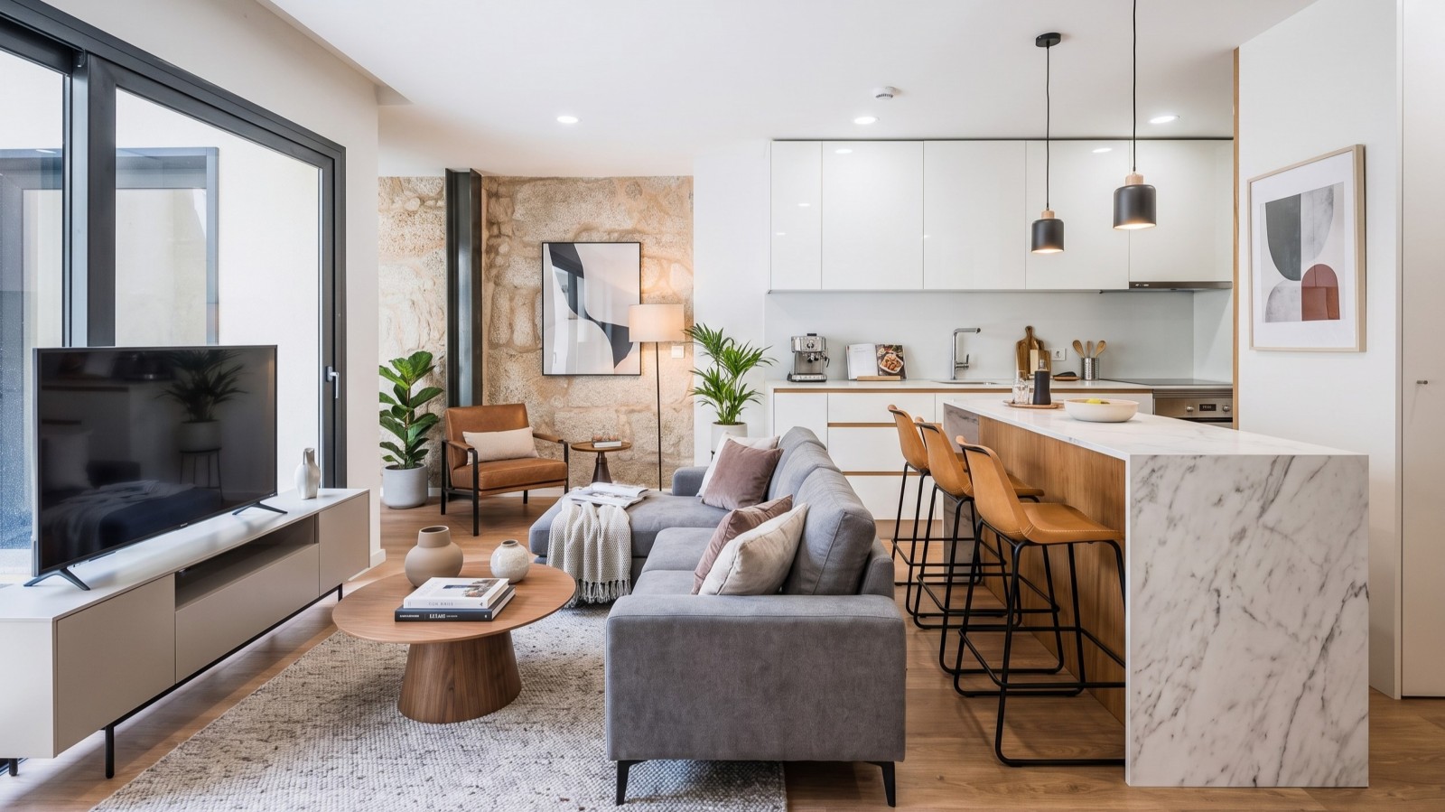 New 1+1 bedroom with a garden in downtown Porto, Portugal_395794