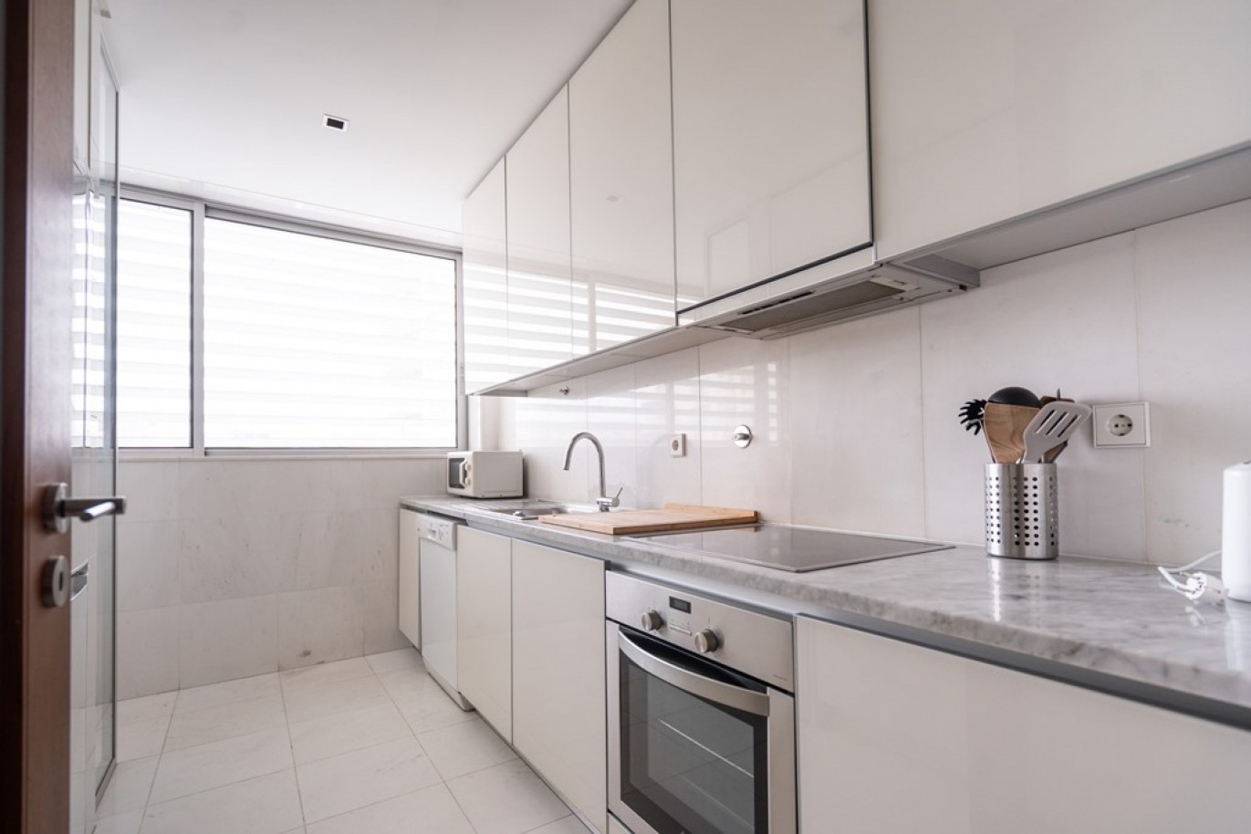 Apartamento con vistas al mar, en alquiler, en Leça da Palmeira, Porto, Portugal_395941