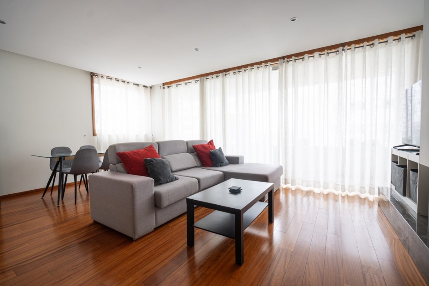Apartamento con vistas al mar, en alquiler, en Leça da Palmeira, Porto, Portugal_395942