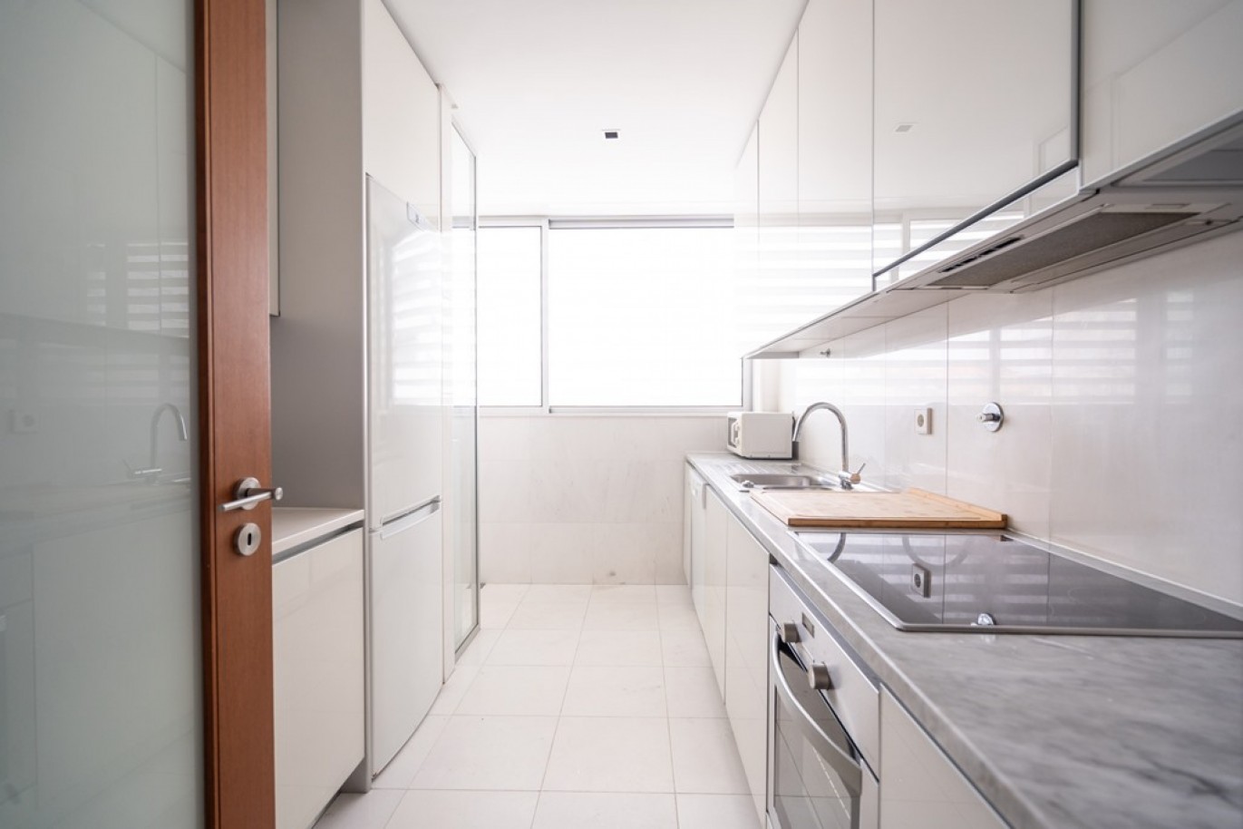 Apartamento con vistas al mar, en alquiler, en Leça da Palmeira, Porto, Portugal_395956