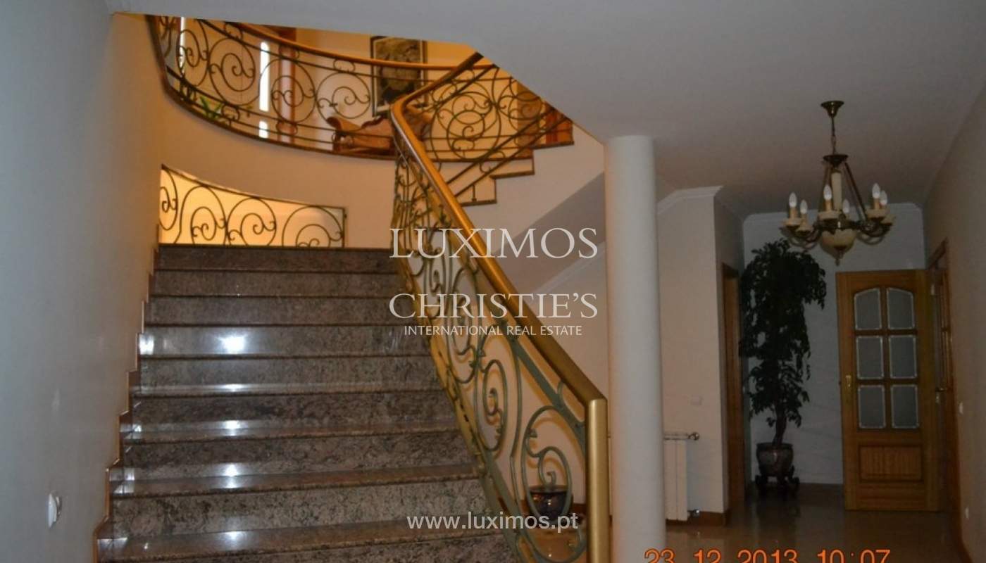 Vivienda de 4 frentes para venta, con terreno, Porto, Portugal_39596