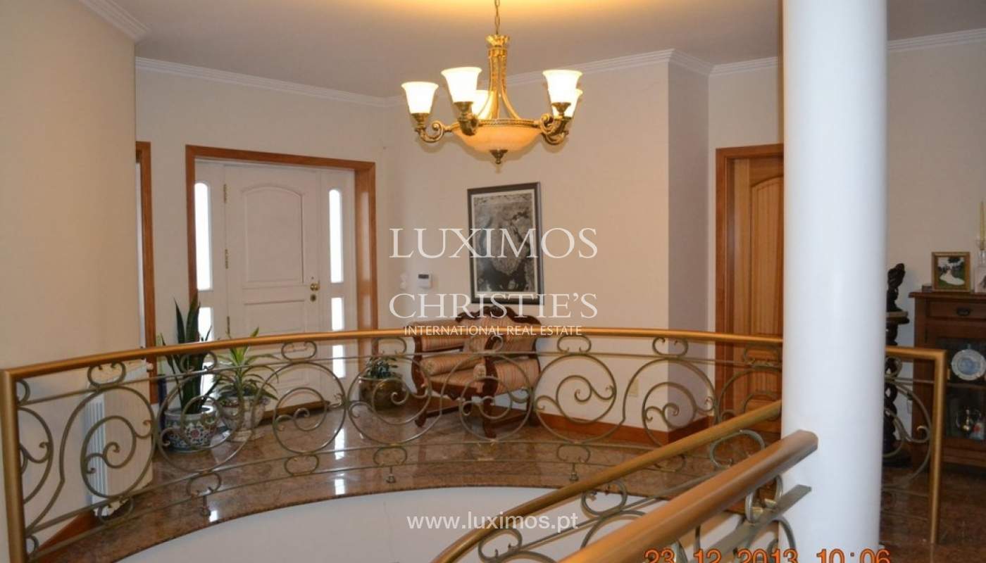 Vivienda de 4 frentes para venta, con terreno, Porto, Portugal_39597