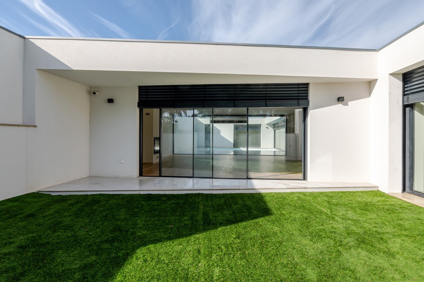 4+1 Bedroom house with a garden and pool near the beach in Gaia, Portugal_396039