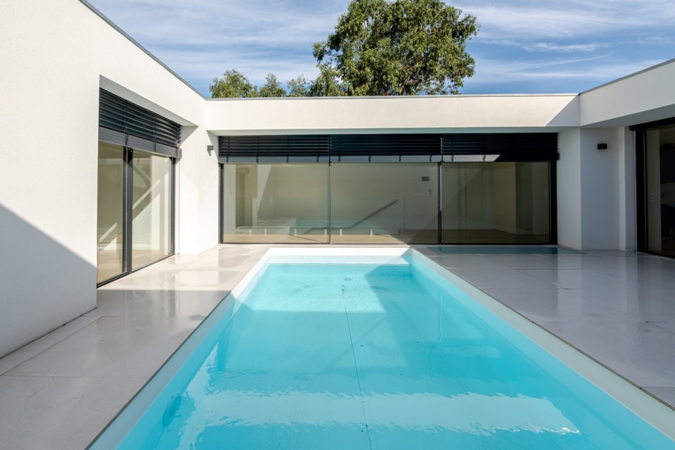 4+1 Bedroom house with a garden and pool near the beach in Gaia, Portugal_396040