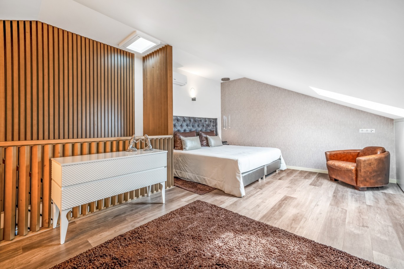  Fabulous 3-bedroom duplex penthouse for sale in Loulé_396100