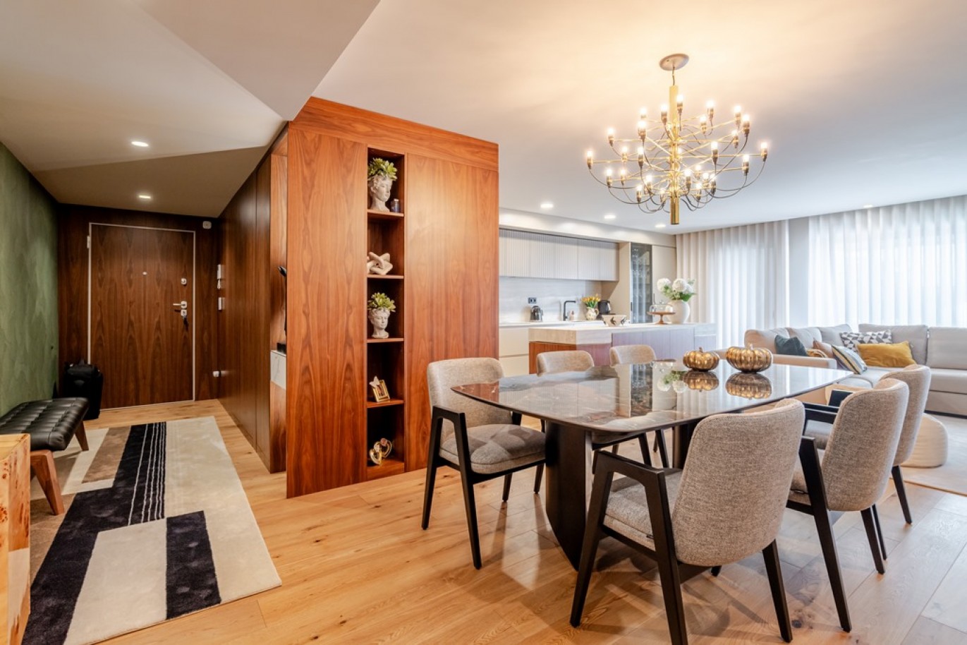 Apartamento T3+1 com varandas e vista mar em Vila Nova de Gaia_396141