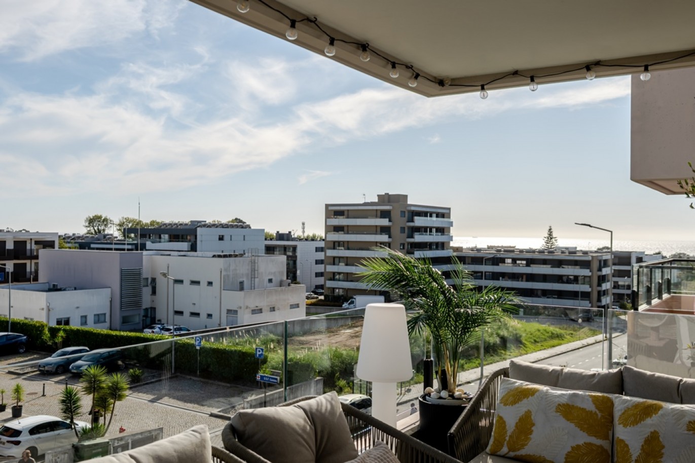 Apartamento T3+1 com varandas e vista mar em Vila Nova de Gaia_396144