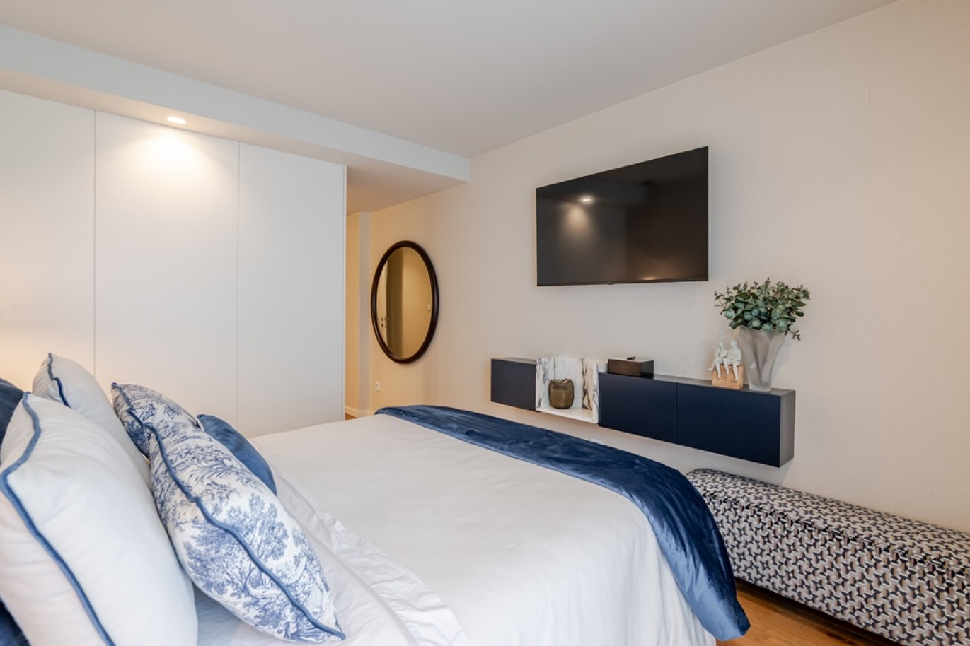 Apartamento T3+1 com varandas e vista mar em Vila Nova de Gaia_396152