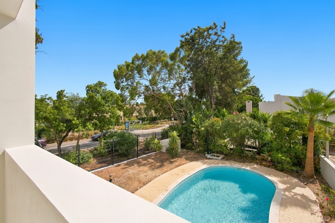 Contemporary 3-Bedroom House in Vilamoura, Algarve, Portugal_396987